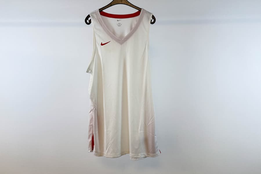 2 Herren Trikots Nike, Gr. 2XL